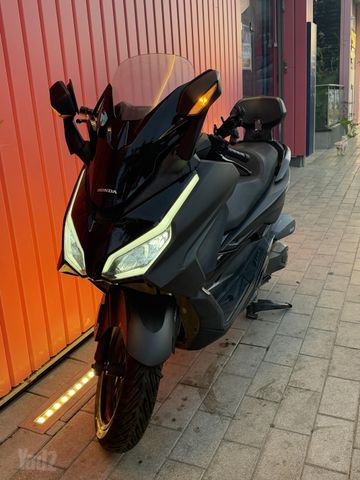 מודעת רכב הונדה FORZA350