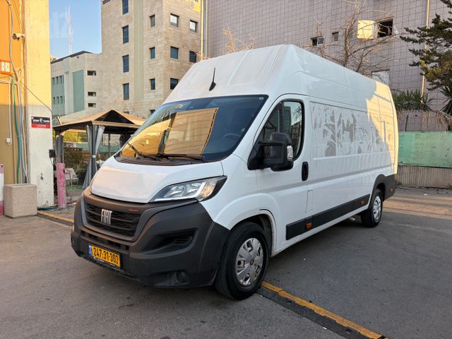 מודעת רכב פיאט