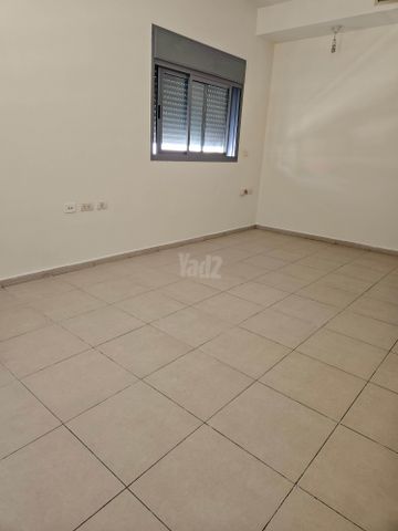 בן יהודה 152
