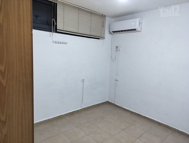 מרים מזרחי 44
