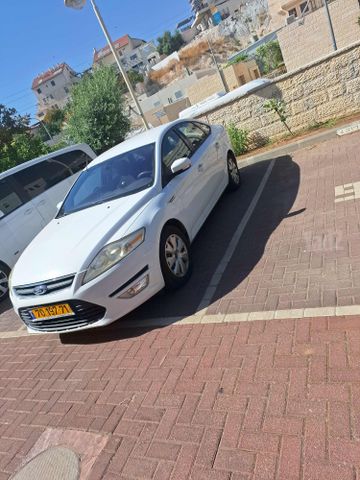 מונדאו Trend אוט׳ בנזין סדאן 4 דל 2.3 (161 כ״ס)