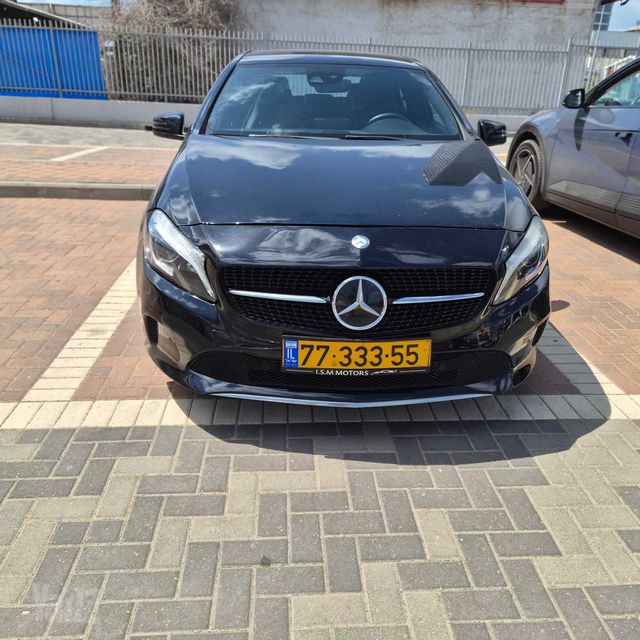A-class Urban A 180 אוט׳ 1.6 (122 כ״ס)