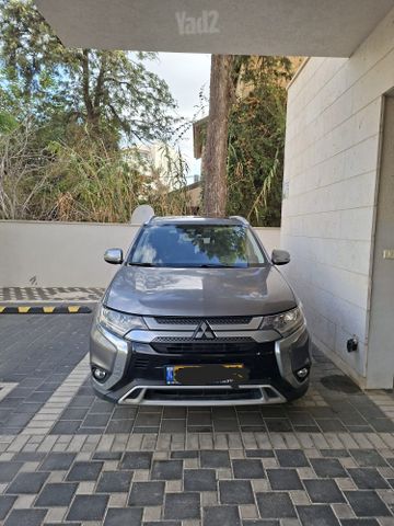 מודעת רכב מיצובישי אאוטלנדר