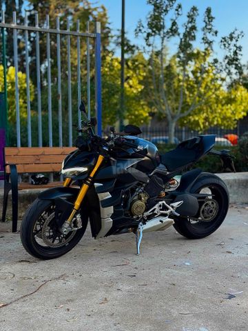 מודעת רכב דוקאטי סטריטפייטר V4s