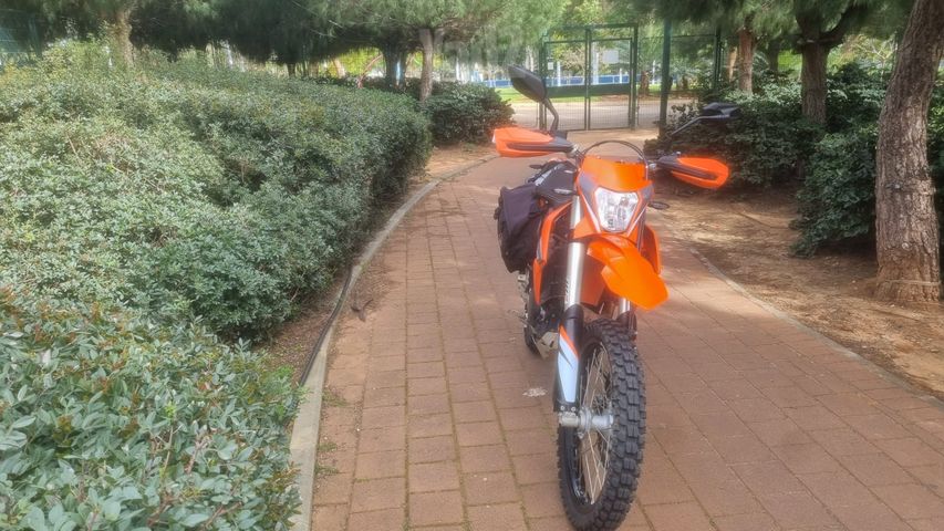 מודעת רכב KTM Enduro 690R