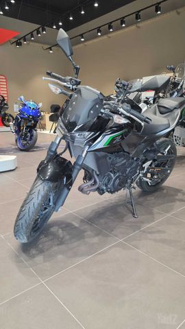 מודעת רכב קאוואסאקי Z500
