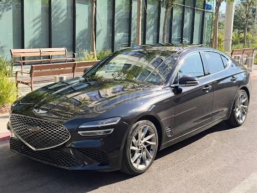 מודעת רכב ג'נסיס G70