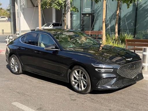מודעת רכב ג'נסיס G70