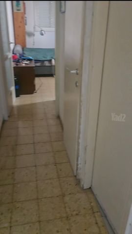 Holon, Israel 9