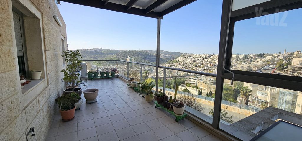 דירה למכירה בירושלים — 2