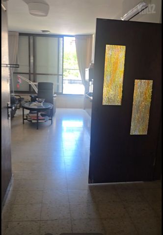 Holon, Israel 7