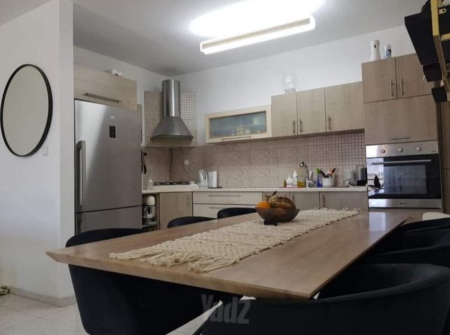 אברהם בן שושן 42
