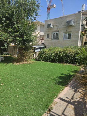 השומר 3