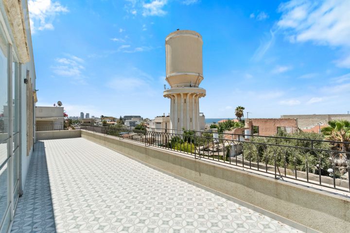 גג/ פנטהאוז להשכרה בתל אביב יפו — 5