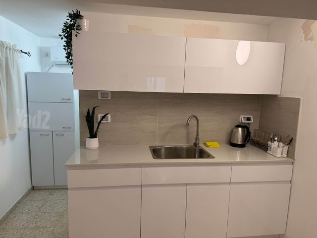 הרב שרירא גאון 13