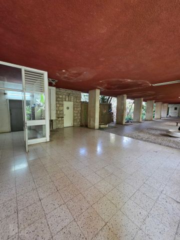 דירה להשכרה בירושלים (תיווך) — 3