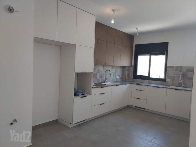 דירה להשכרה בירושלים (תיווך) — 2