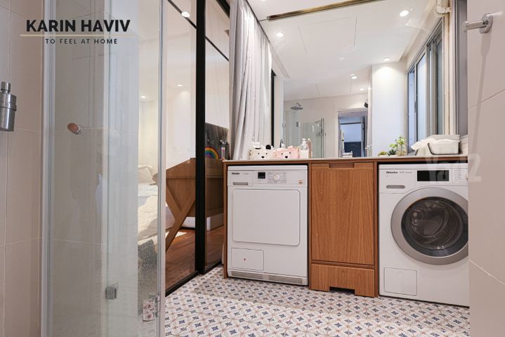 Petah Tikva, Israel 3