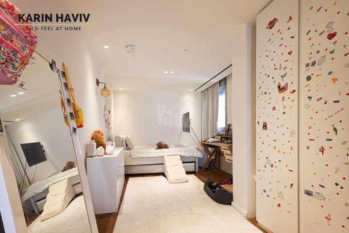 Petah Tikva, Israel 4