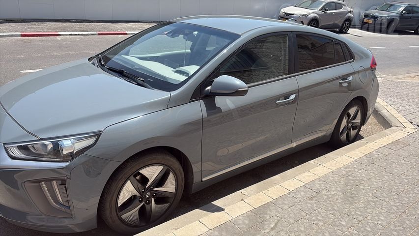 מודעת רכב יונדאי איוניק
