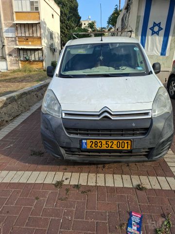 ברלינגו  Comfort Plus ידני 1.6 (75 כ״ס)
