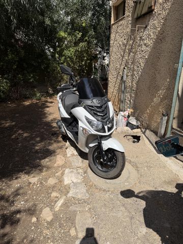 מודעת רכב סאן יאנג ג'וי רייד 125