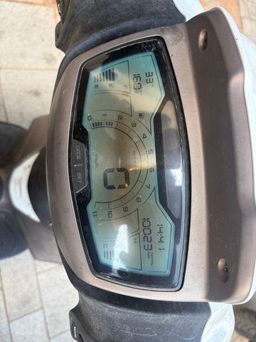 מודעת רכב פיאג'ו MEDELY 125