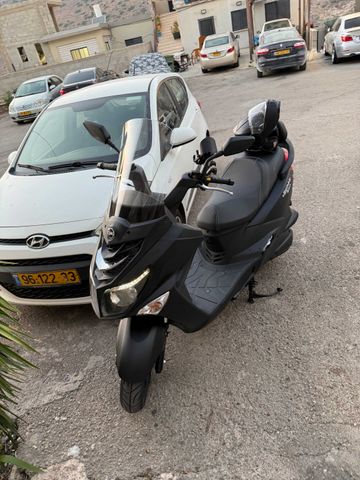 מודעת רכב סאן יאנג ג'וי רייד 200