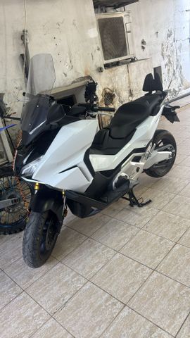 מודעת רכב הונדה FORZA750