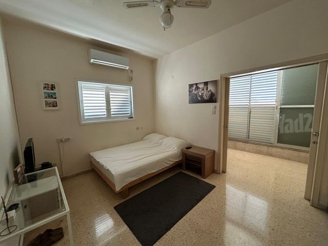 Givatayim, Israel 5