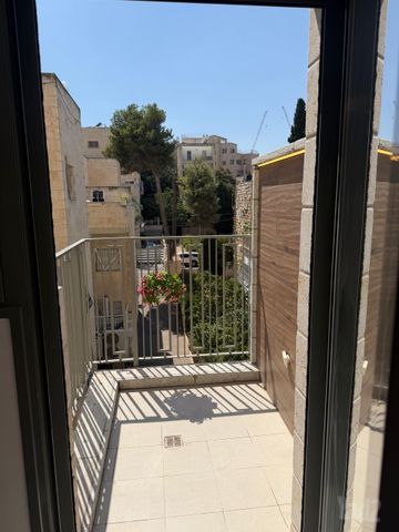 דירה למכירה בירושלים — 5