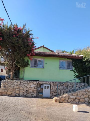 אדמון 63