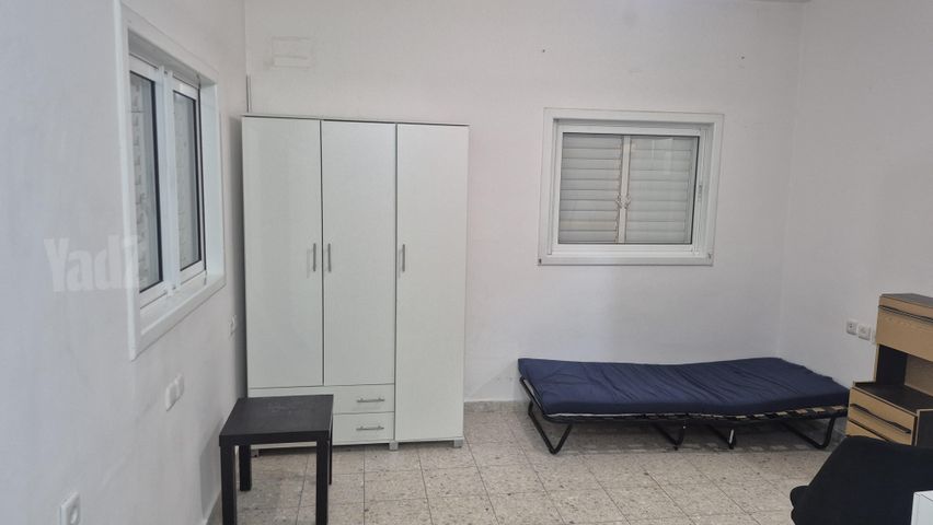 סמטת בצלאל 4