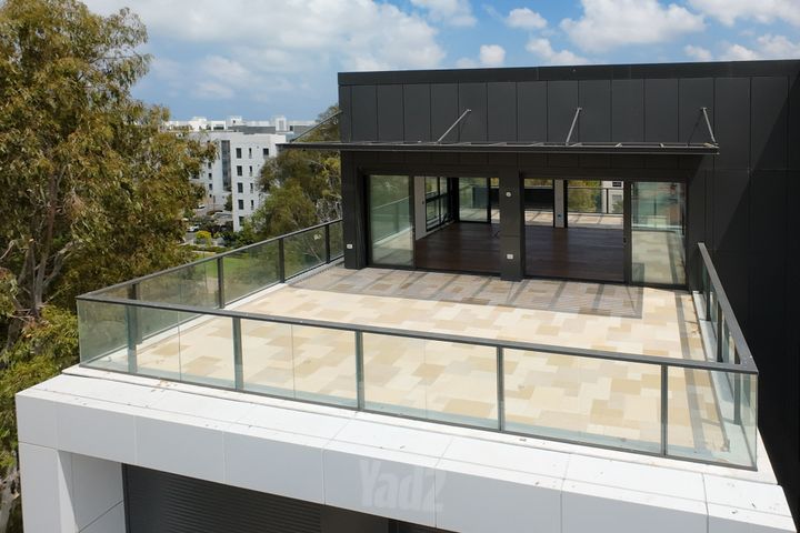 Herzliya, Israel 4