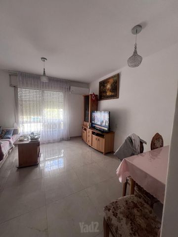 אבישור