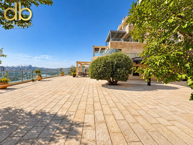 דירת גן למכירה בירושלים (תיווך) — 3