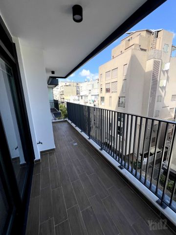 דירה להשכרה בתל אביב יפו (תיווך) — 3