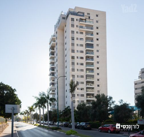 Rehovot, Israel 9