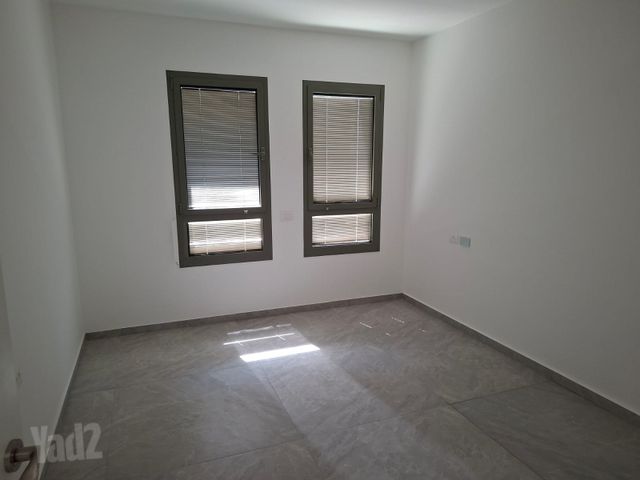 הנביאים 27