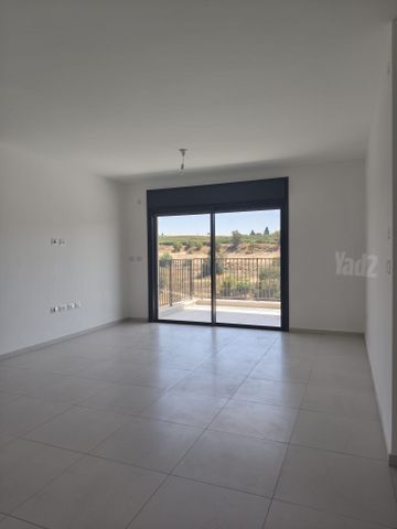 דירה להשכרה בירושלים (תיווך) — 2