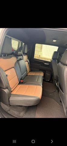 סילברדו High Country 2500 אוט׳ 6.6 (470 כ״ס)
