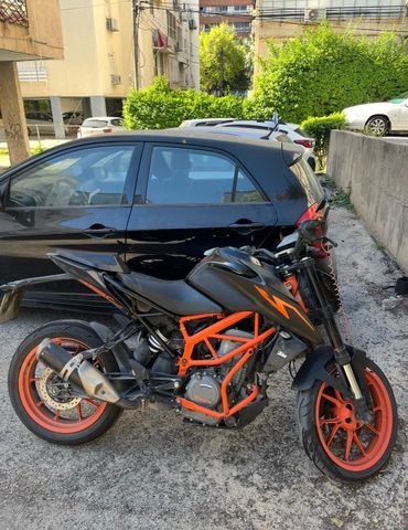 מודעת רכב KTM Duke