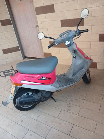 מודעת רכב סאן יאנג דיו/פיור SP50