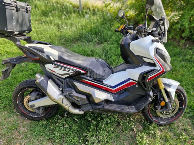 מודעת רכב הונדה X-ADV750