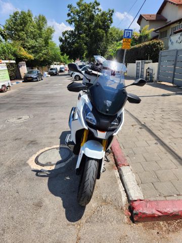 מודעת רכב פיג'ו XP400