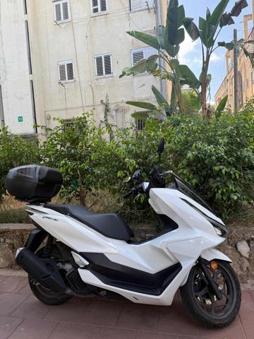 מודעת רכב הונדה PCX 125