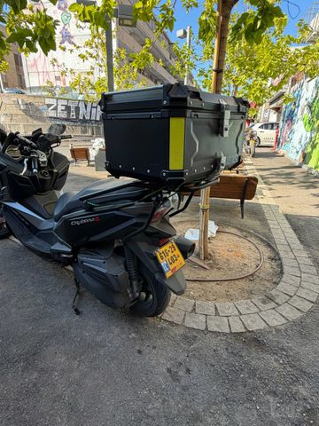 מודעת רכב סאן יאנג קרוזים 300