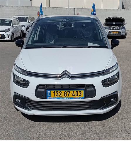 מודעת רכב סיטרואן C4 ספייסטורר