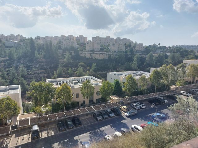 דירה למכירה בירושלים — 4