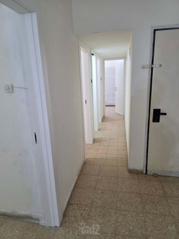 Ramat Gan, Israel 8